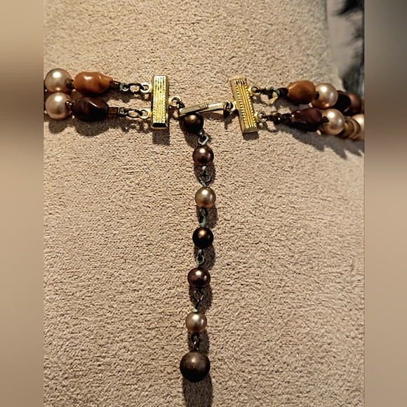 Vintage Double Stranded Beaded Necklace - Picture 5 of 5